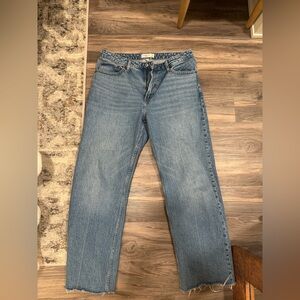 Abercombie 90’s High Rise Relaxed Jean Curve Love